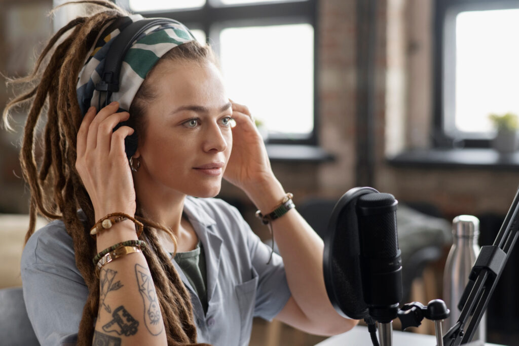 Lektorka w studio